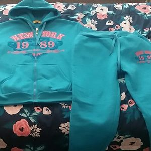 2 set matching sweatsuit